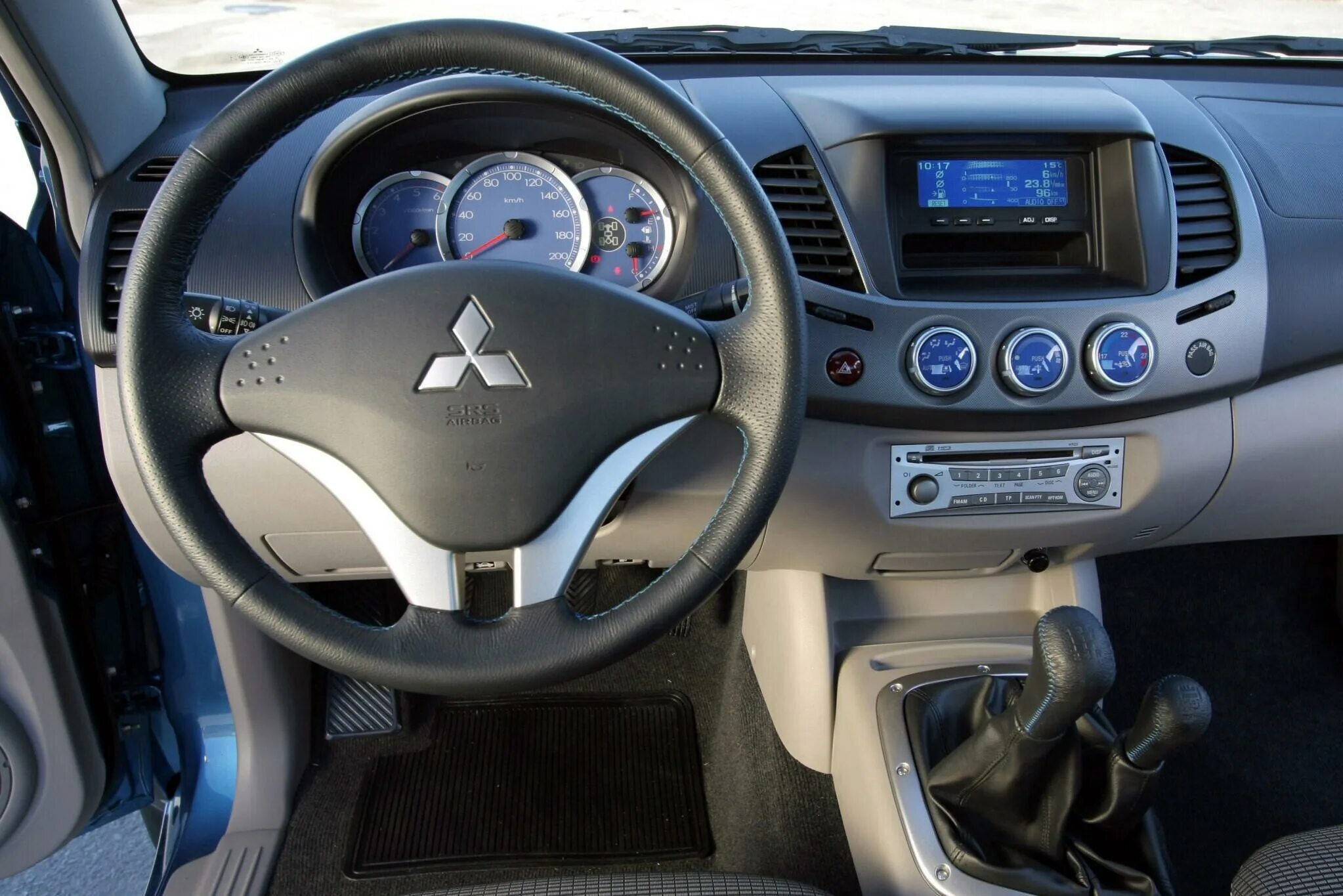 Mitsubishi l200 салон. Митсубиси l200 салон. Mitsubishi l200 салон. Mitsubishi l200 салон. Митсубиси л200 салон.