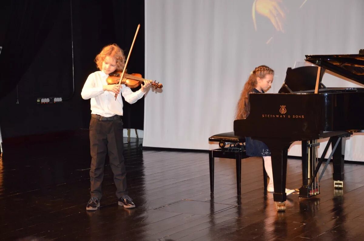 центральная музыкальная школа при московской консерватории. центральная музыкальная школа при московской консерватории фото. центральная музыкальная школа имени п. концертный зал цмш. музыкальная школа при консерватории им чайковского.