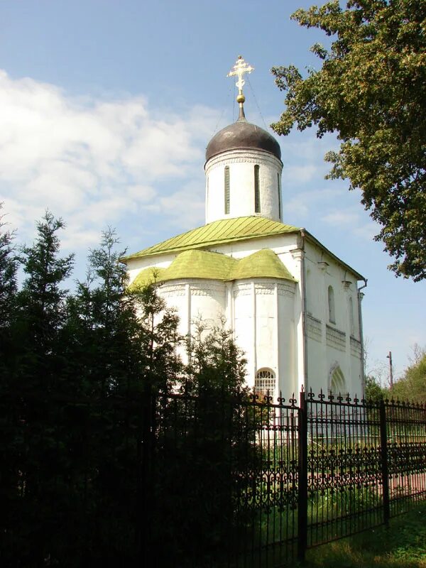 Храм успения на городке в звенигороде. Успенский собор на городке в звенигороде. успенский собор на городке в звенигороде 1399. успенский собор на городке в звенигороде (1399 г.).