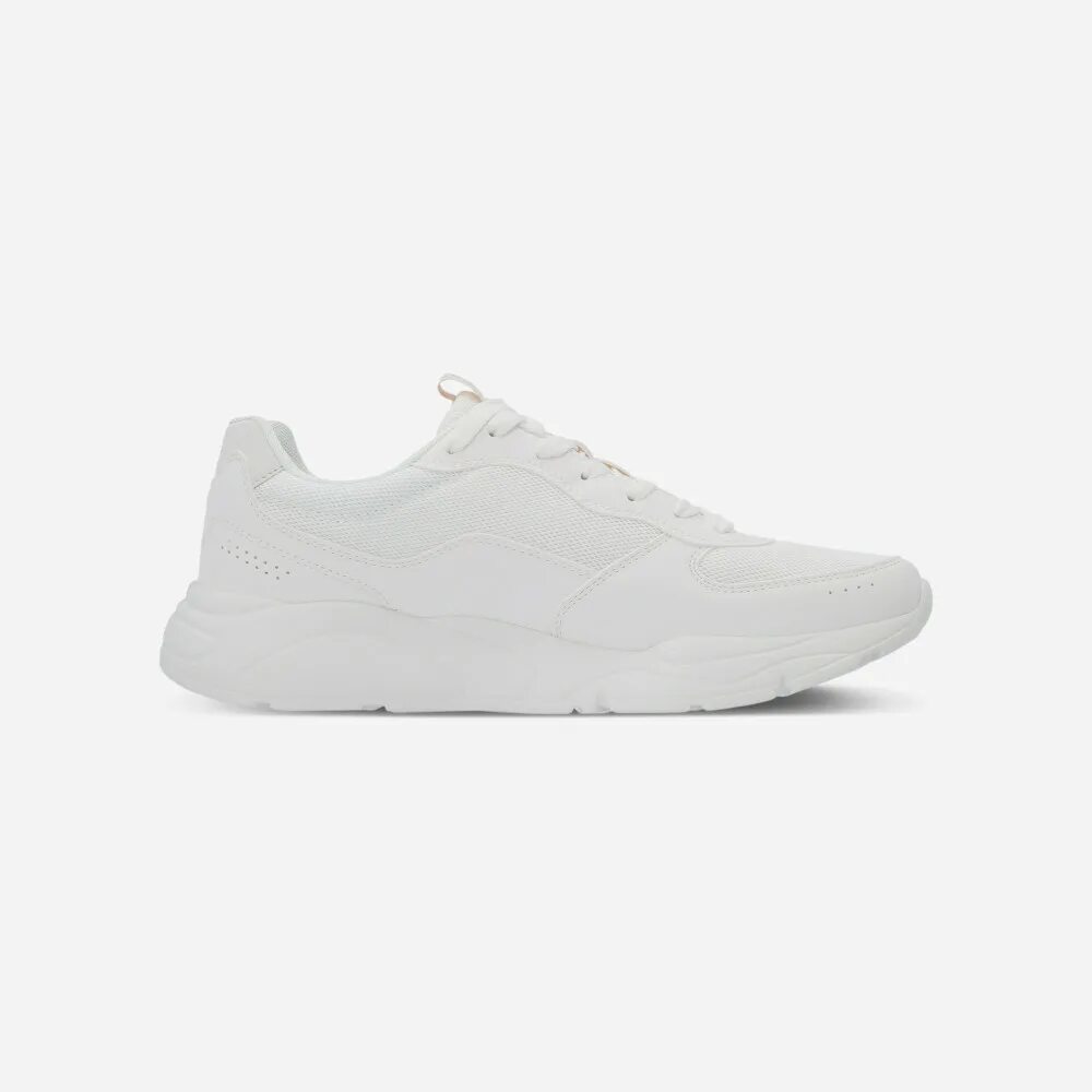 Утепленные кроссовки женские. Atlanta кроссовки. Кроссовки atlanta. Adidas atlanta. Fila skywave 2.
