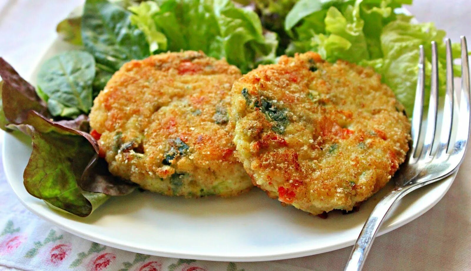 Постные вкусные блюда быстро. Овощные котлеты. котлеты овощные постные. курино овощные котлеты. овощные капустные котлеты.