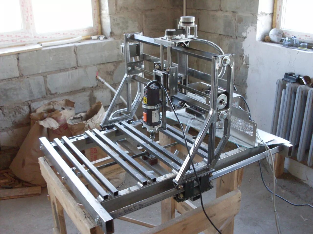Фрезерный чпу по дереву своими руками. Фрезерный станок с чпу cnc-2535al2. чпу фрезер 1000х1500 профильная труба. фрезерный станок с чпу кмс-2000sdb. чпу фрезер cnc router 1325.