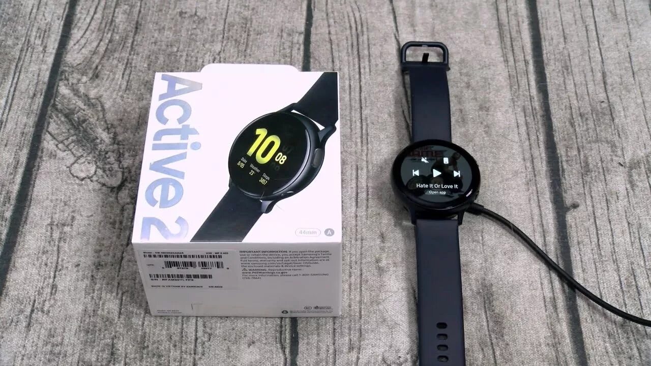 Обзор active 2. Active 2 Samsung коробка. Samsung Galaxy Active 2 коробка. Samsung Galaxy watch 2 коробка. Samsung Active 2 44mm коробка.