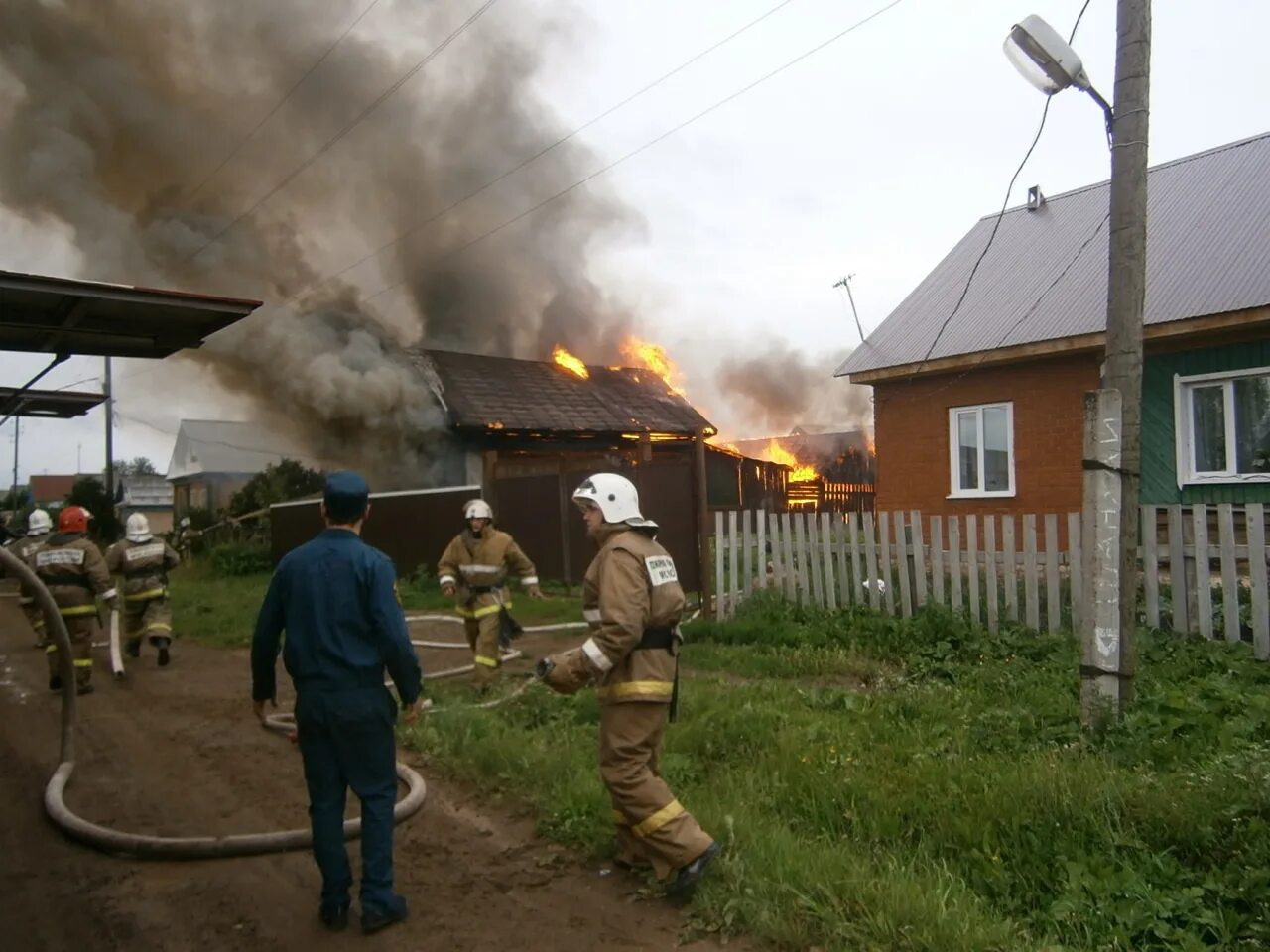 Погода в чернушке. Пожары в Куеде. Пожар в городе Чернушка. Пожары в Пермском крае. Пожар Бардымский район.