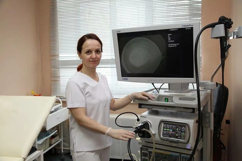 Сестринское дело в эндоскопии. Медицинская сестра кабинета эндоскопии стоковая фотография. Фото медсестры эндоскопии. Медицинская сестра отделения эндоскопии. Медсестра в эндоскопию вакансии.