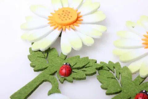 Ромашка из фетра