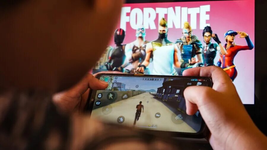 Apple удалит из App Store профиль Epic Games вслед за игрой Fortnite - РБК