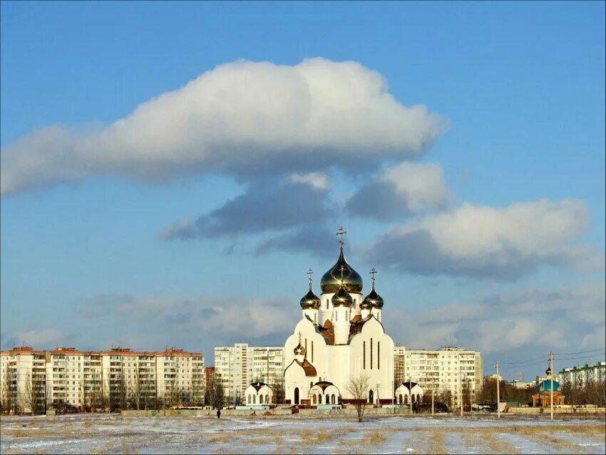 Хана волгодонск. Храм кафедральный Волгодонск. Волгодонск Церковь Ушакова.