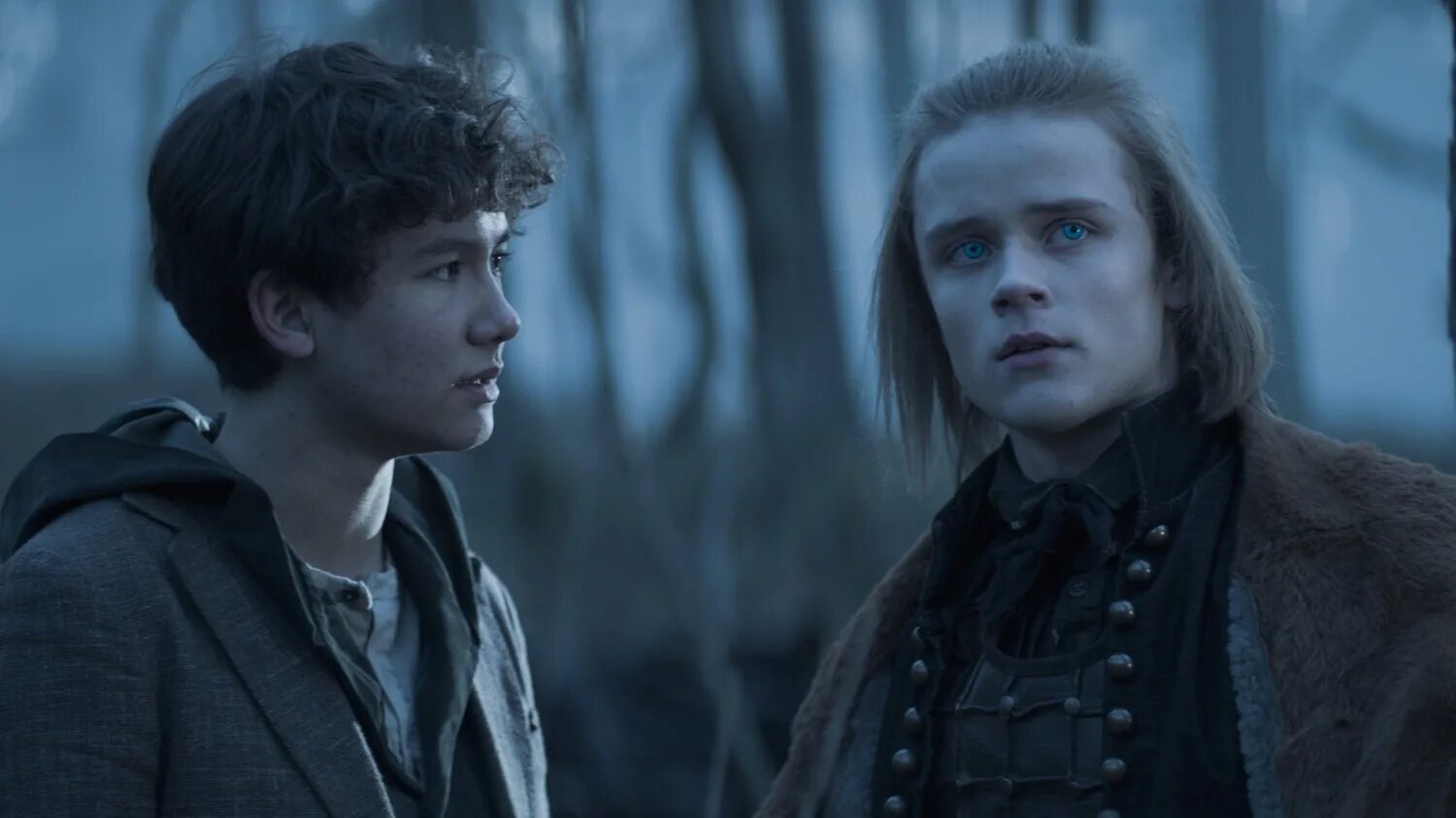 Наследники ночи (2019). Парящие во тьме книга. Книга ульрике швайкерт наследники ночи. Ларс и алиса наследники ночи. Наследники ночи ларс.