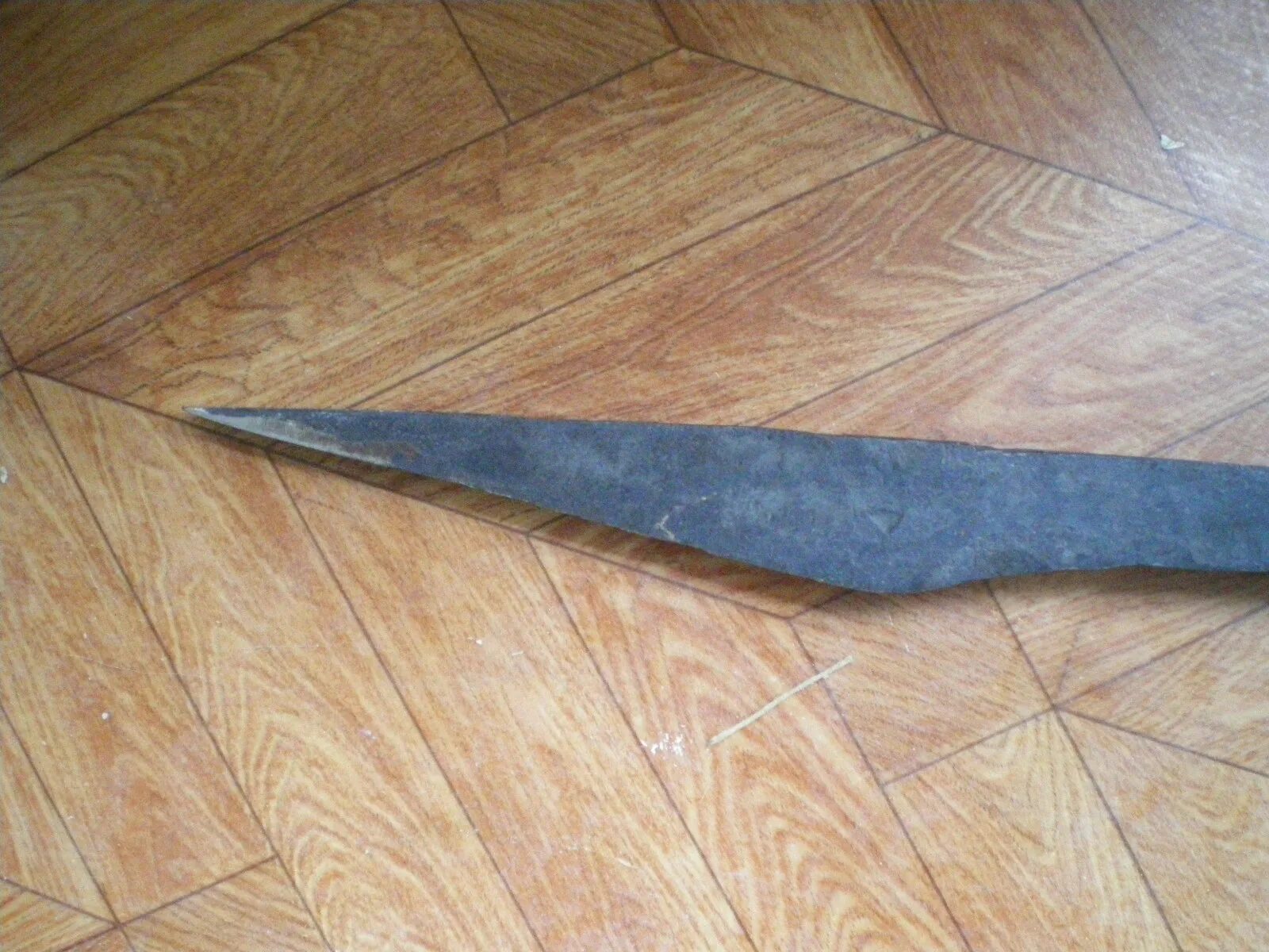 якутский нож батас. пешня из рессоры. пешня из рессоры. самодельная пешня для рубки льда. якутская пешня из рессоры.