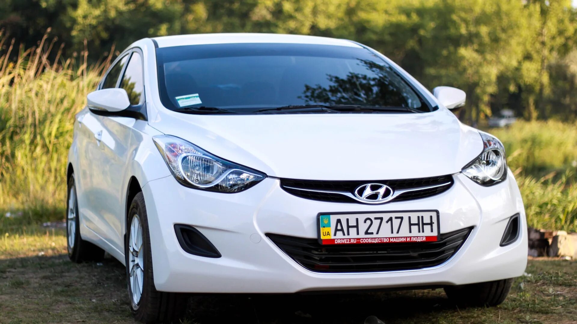 Hyundai Elantra 1.6. Elantra 5. Хендай Элантра 5. Hyundai Elantra 2012 белая