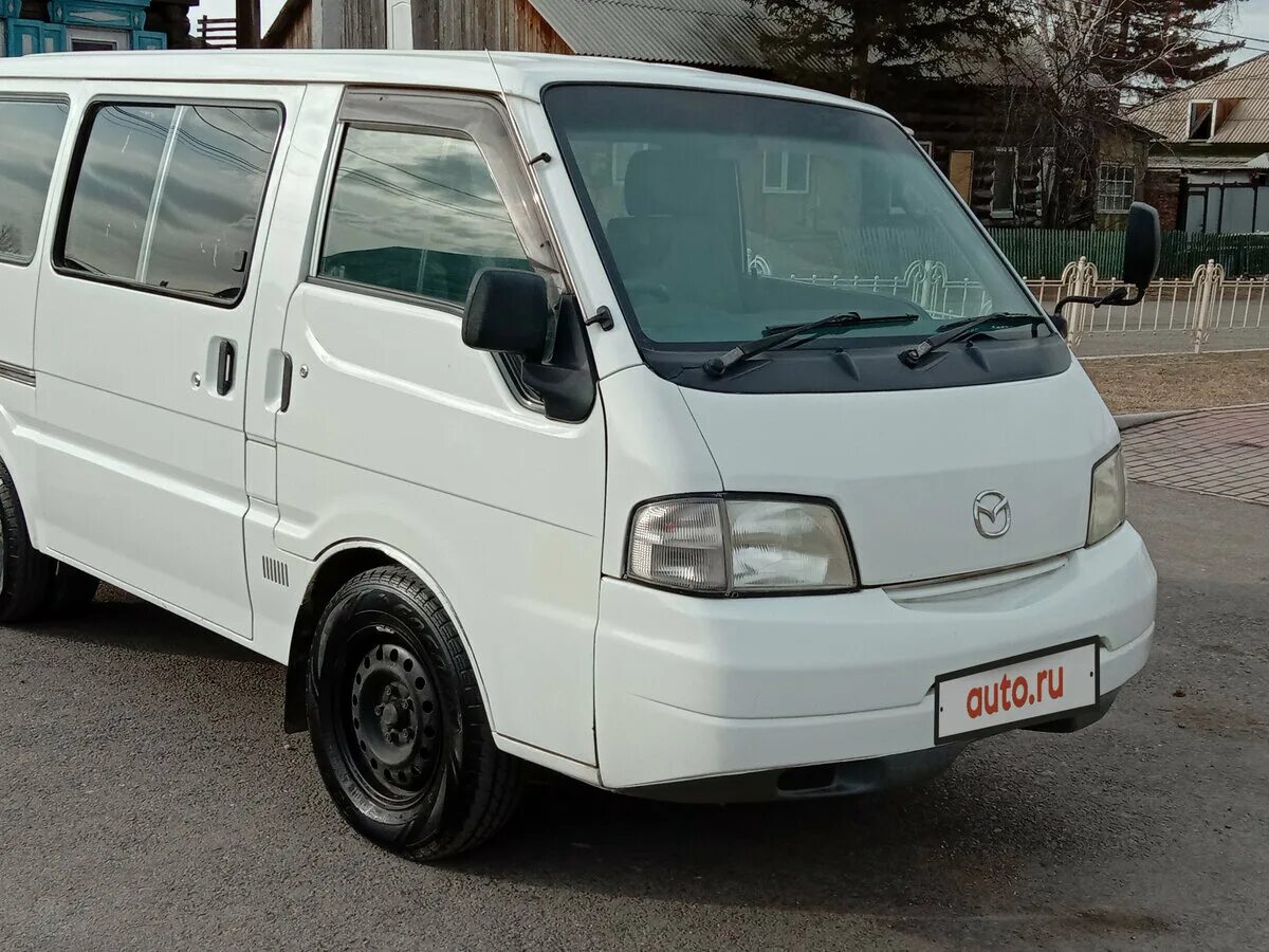 Mazda Bongo 1,8 at. Mazda Bongo 4. Мазда Бонго 2002 год. Мазда Бонго белый.