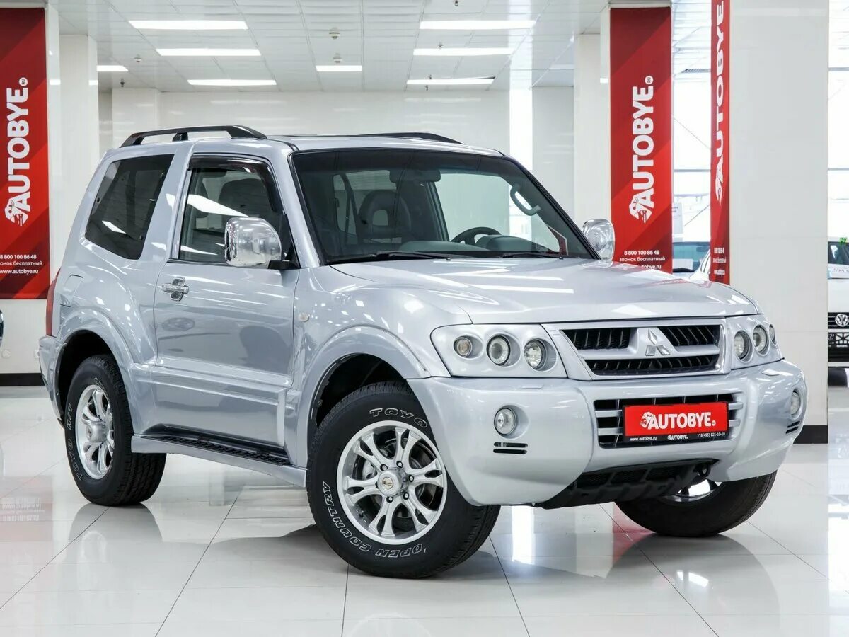 Pajero 3. Mitsubishi Pajero 3 Exclusive. Mitsubishi Pajero 3 3 дверный. Мицубиси Паджеро 3 3 дверный. Купить паджеро казахстан