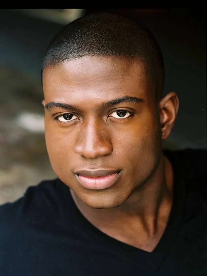 Лори уоллес сестра джаннетт уоллс. Морин уоллс. Robert payton reid. Синква уоллс торс. Тим уоллс.