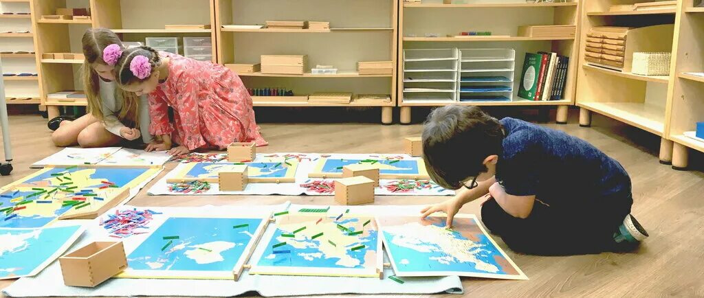 программа детского сада. м. современная группа в детском саду. мария монтессори детский сад в москве. чудо садик в крылатском.