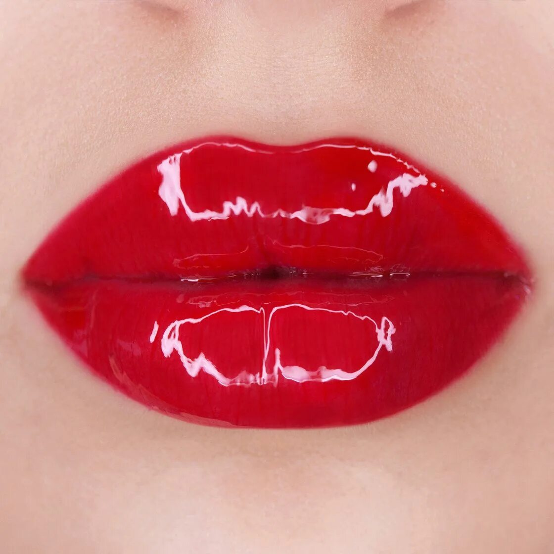 Wet lips. Lime crime wet cherry lip gloss. lime crime wet cherry lip gloss diet cherry. глянцевые губы. красная глянцевая помада.