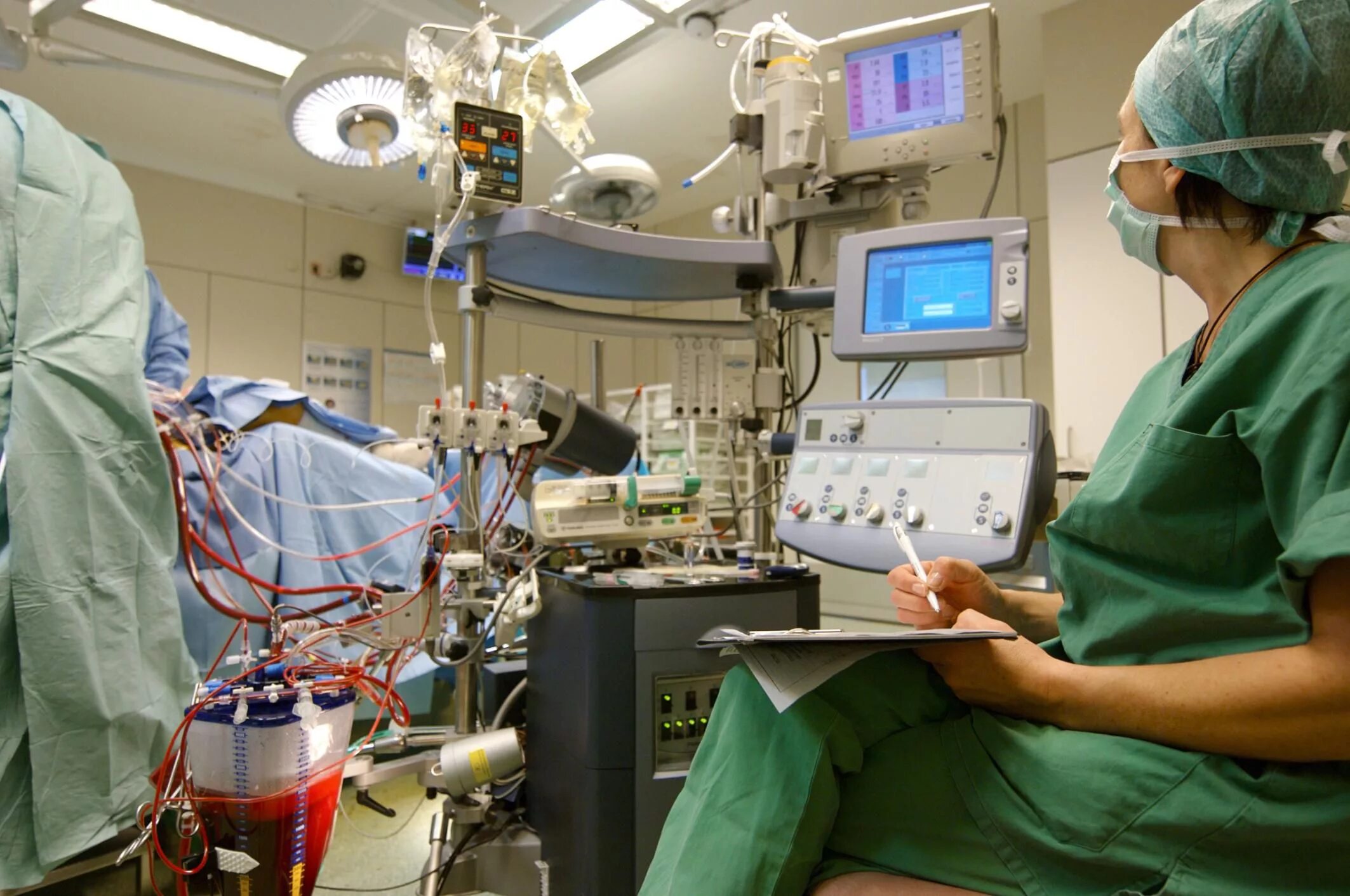 Перфузиолог. Лукашенко кардиохирург. История кардиохирургии. Перфузиолог. Врачем.