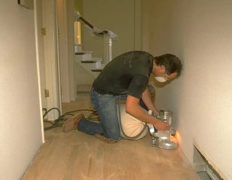Первым делают полы или стены. Порядок ремонта пола в квартире. Последовательность ремонта стен в квартире. Последовательность в ремонте квартиры пол стены потолок. Начало ремонта.