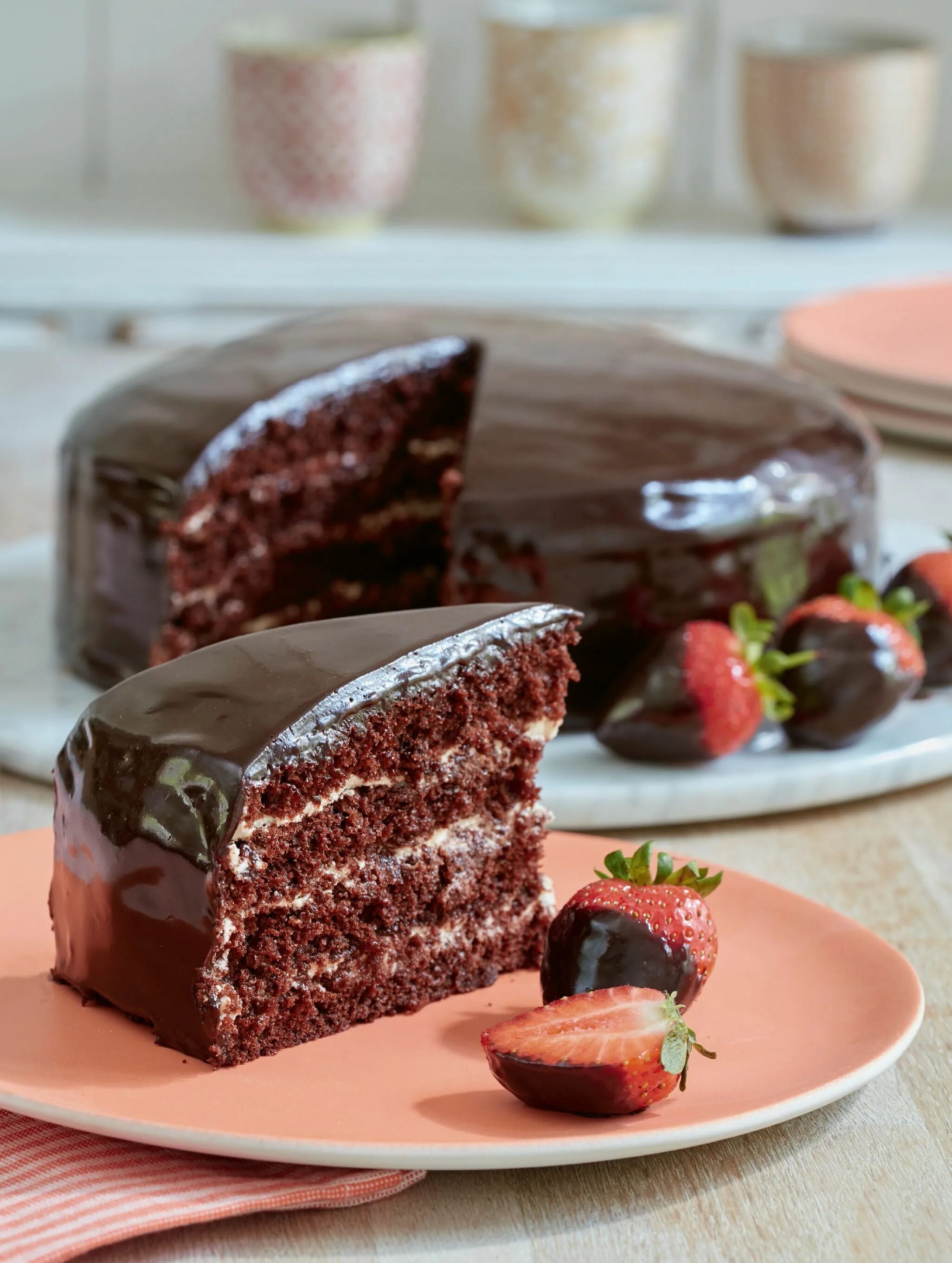 Вкусные домашние пирожные. Milino пирожное. Шоколадное пирожное. Шоколадный торт. Пирожное с шоколадом.