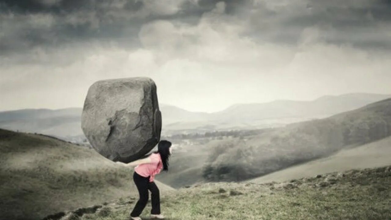 You gonna carry that weight cowboy bebop. I carry those heavy. Lift box. Человек несет коробку. Человек несет булыжник.