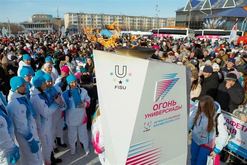 Красноярск универсиада город. Универсиада снеговик. Зимняя универсиада в красноярске. 29 всемирная зимняя универсиада в красноярске. Всемирная зимняя универсиада 2019.