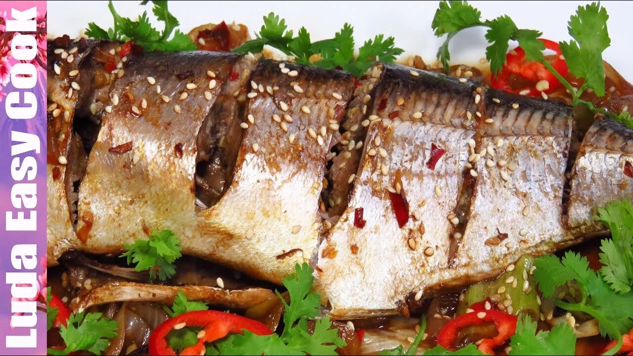 Люда изи кук рыба. Скумбрия под маринадом в духовке. маринад для скумбрии в духовке. рыба под маринадом люда изи кук.