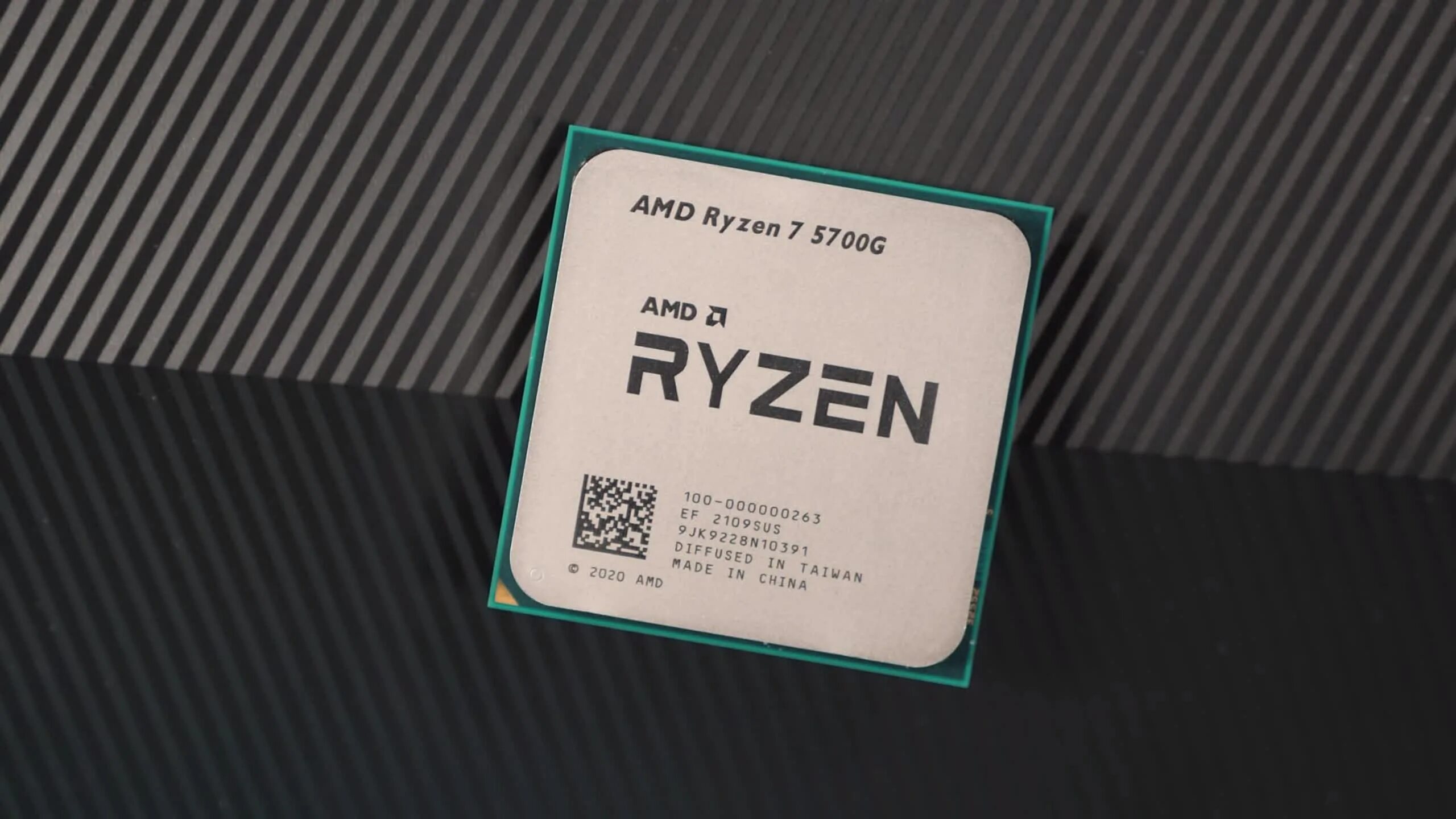 Amd ryzen 7 5700x 8 core processor. R7 5700g. amd ryzen 7 5700g. r7 5700g box. apu amd ryzen 7 5700g (3.8-4.6ghz, 8c16t, l3 16mb, 7nm, radeon graphics(8c), 65w), am4, box.