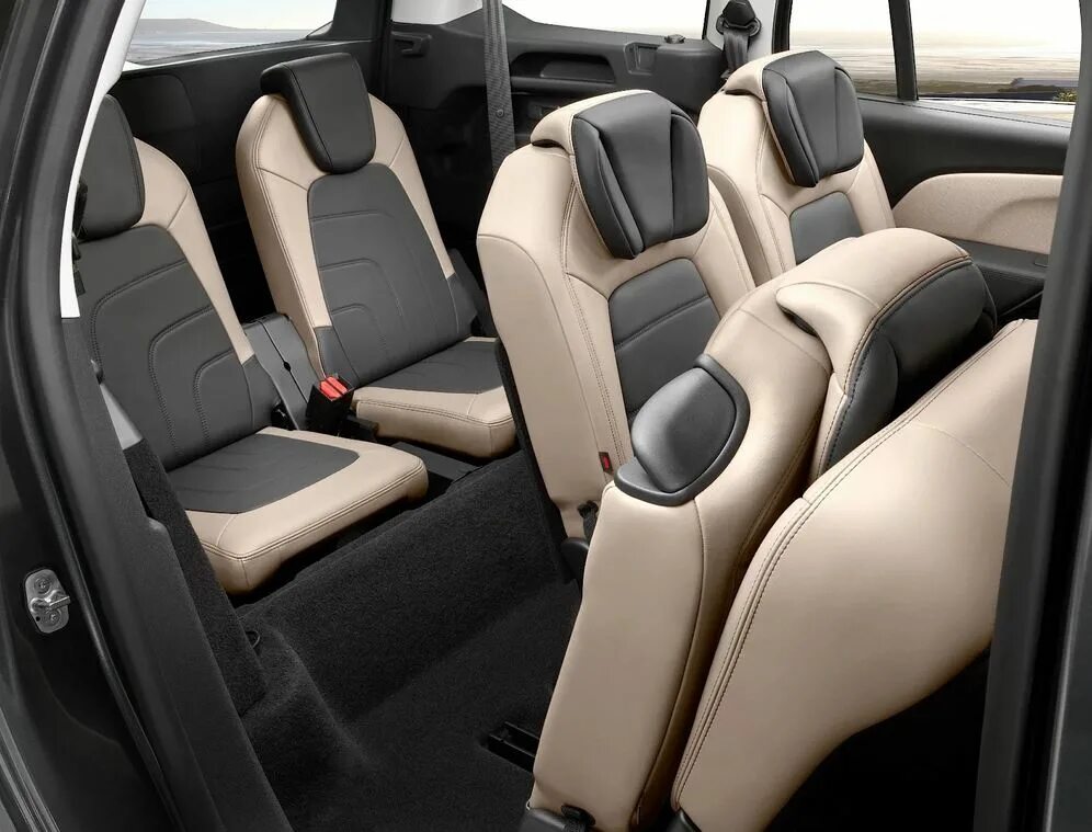 Топ 7 мест. Citroen c4 grand picasso салон. ситроен с4 пикассо 7 местный. семиместный citroen grand c4 picasso. citroen c4 picasso 7 мест.