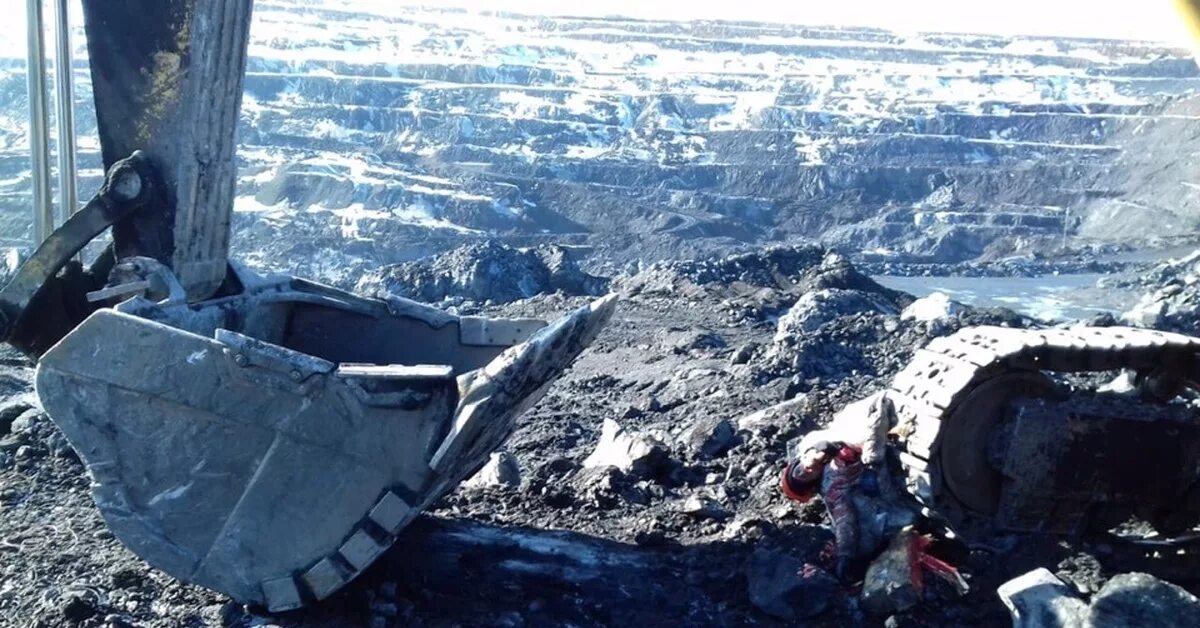 Ооо разрез восточный новосибирская область. Угольный разрез богатырь комир. Самосвал карьерный "us трак". Разрез восточный линево. Искитимский разрез вакансии.