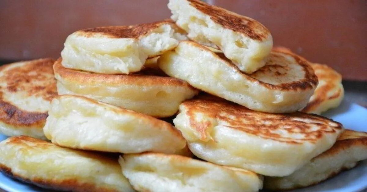Кухню наизнанку рецепт оладьи. Аладьина кефире пышные. пышные оладьи. оладьи на кефире. оладьи домашние.