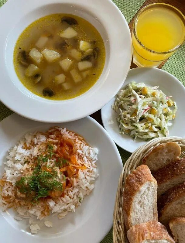 хот дог друже 8956. ресторан лвив. друзья ресторан ресторан-пивоварня. кафе друже. хотдожная обломова меню.