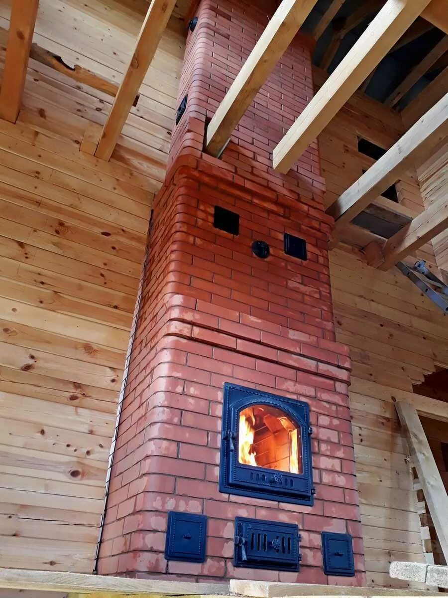 Печи кузнецова порядовка каминопечь. Угловая печь из кирпича. Печь яуза 2. Печь этаж. Печь в двухэтажном доме.