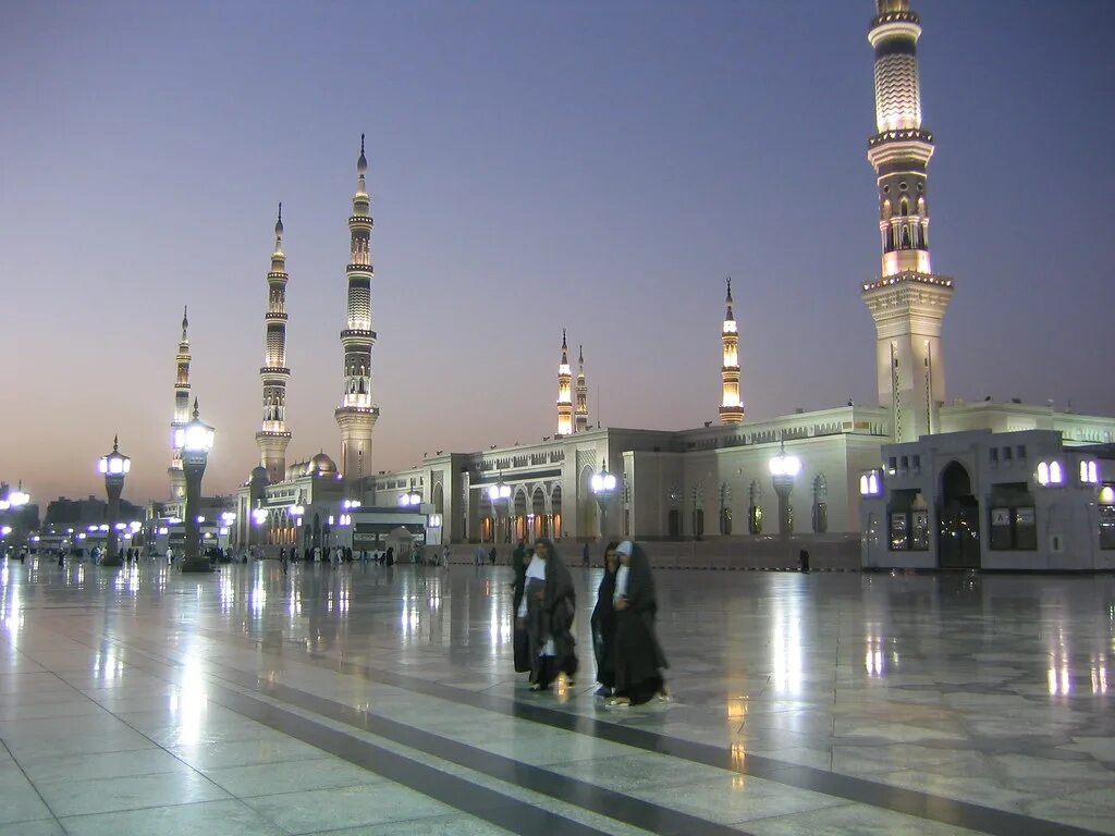 Медина что это. Мечеть Медина Казань. Масджид Аль Хиджаз. Медина мечеть пророка Мухаммеда. Масджид АН-Набави.