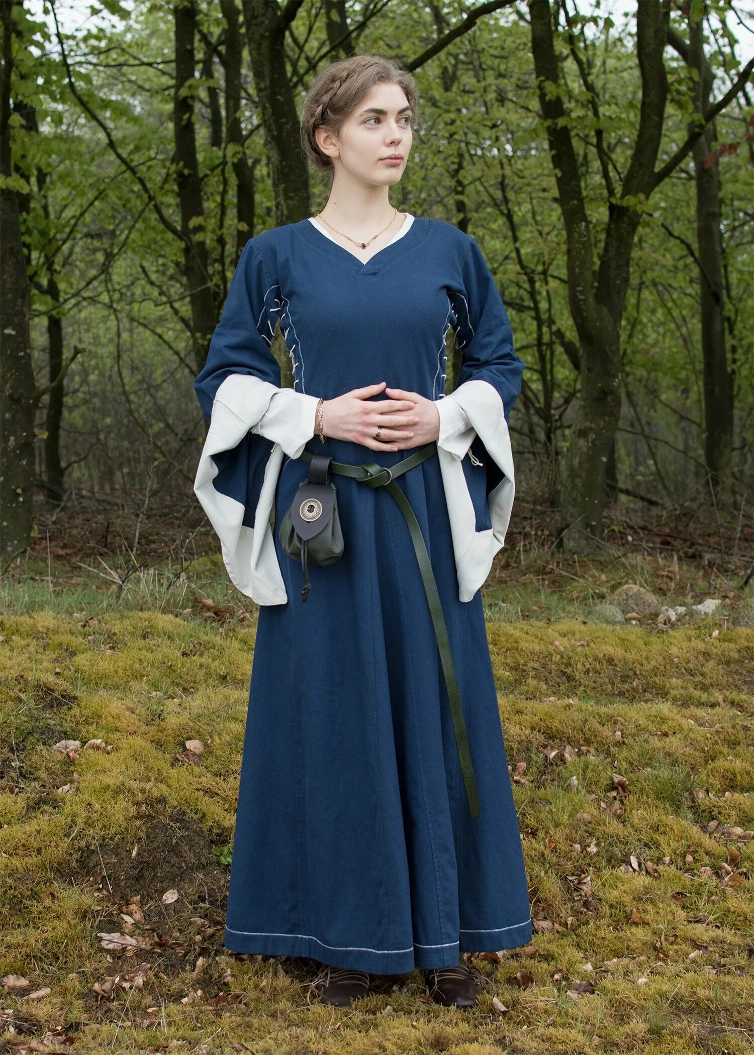 Средневековое платье блио. Платье блио. Платье блио в средневековье. Блио мужское.