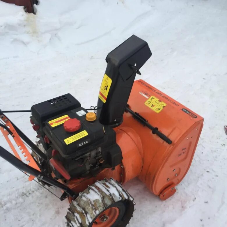 Снегоуборщик прораб. Снегоуборщик бензиновый prorab gst 70 65. снегоотбрасыватель prorab st-56 тип соединения. снегоуборщик prorab 5.5лс. прораб 55 снегоуборщик.