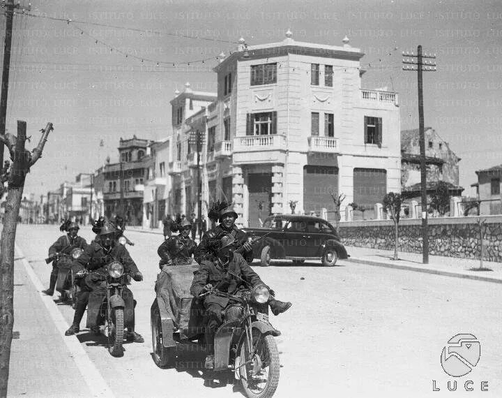 Апрель 1939 года. Оккупация Албании Италией. Италия оккупировала Албанию. Аннексия Албании 1939. Захват Албании в 1939.