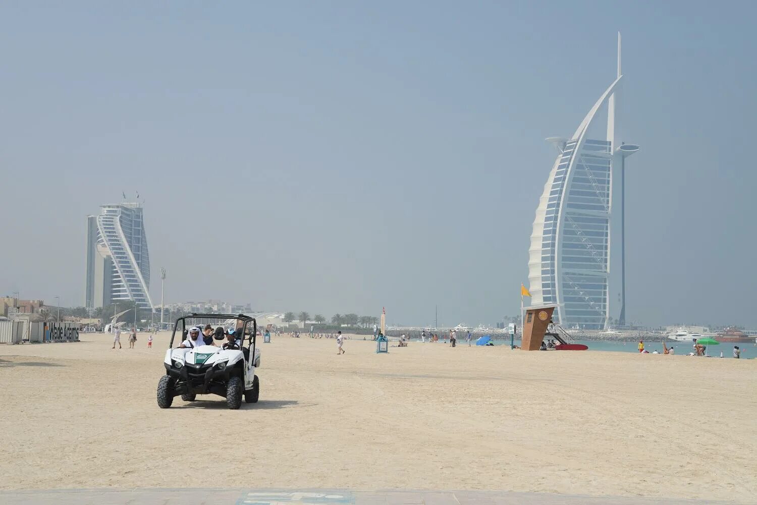 Дубай последние новости на сегодня русский. Пляж Аль Хан Шарджа. Al Khan в Дубай. Багги Шарджа. Дубай пляж Аль Хан.