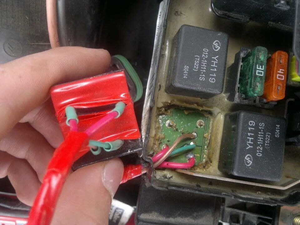 Реле дворников пежо 407 2006. Как заменить реле. Как заменить реле. Как заменить реле. Реле бензонасоса пежо 307.