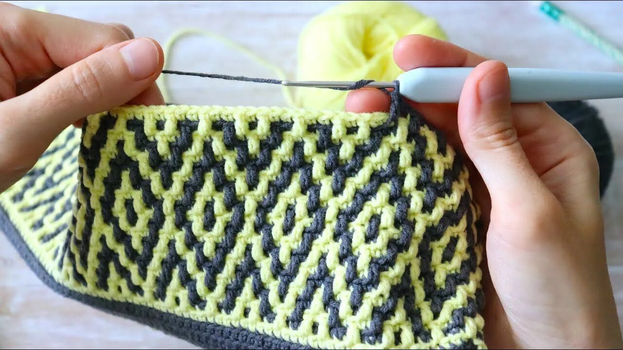 Жаккард крючком техника. Узор хэштег спицами. Мозаика крючком. Вафельная мозаика крючком.