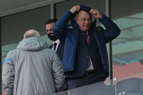 Новости подал в отставку