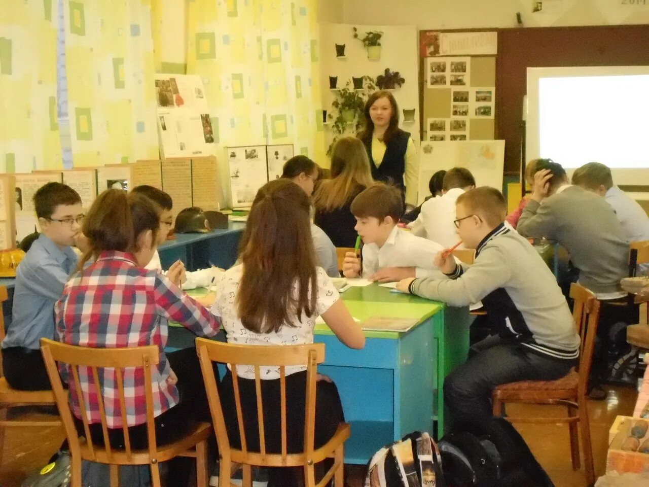 Департамент образования череповец. Управление образования череповец. Управление образования администрации города череповца. Управление образования череповец. Учитель здоровья россии 2022.