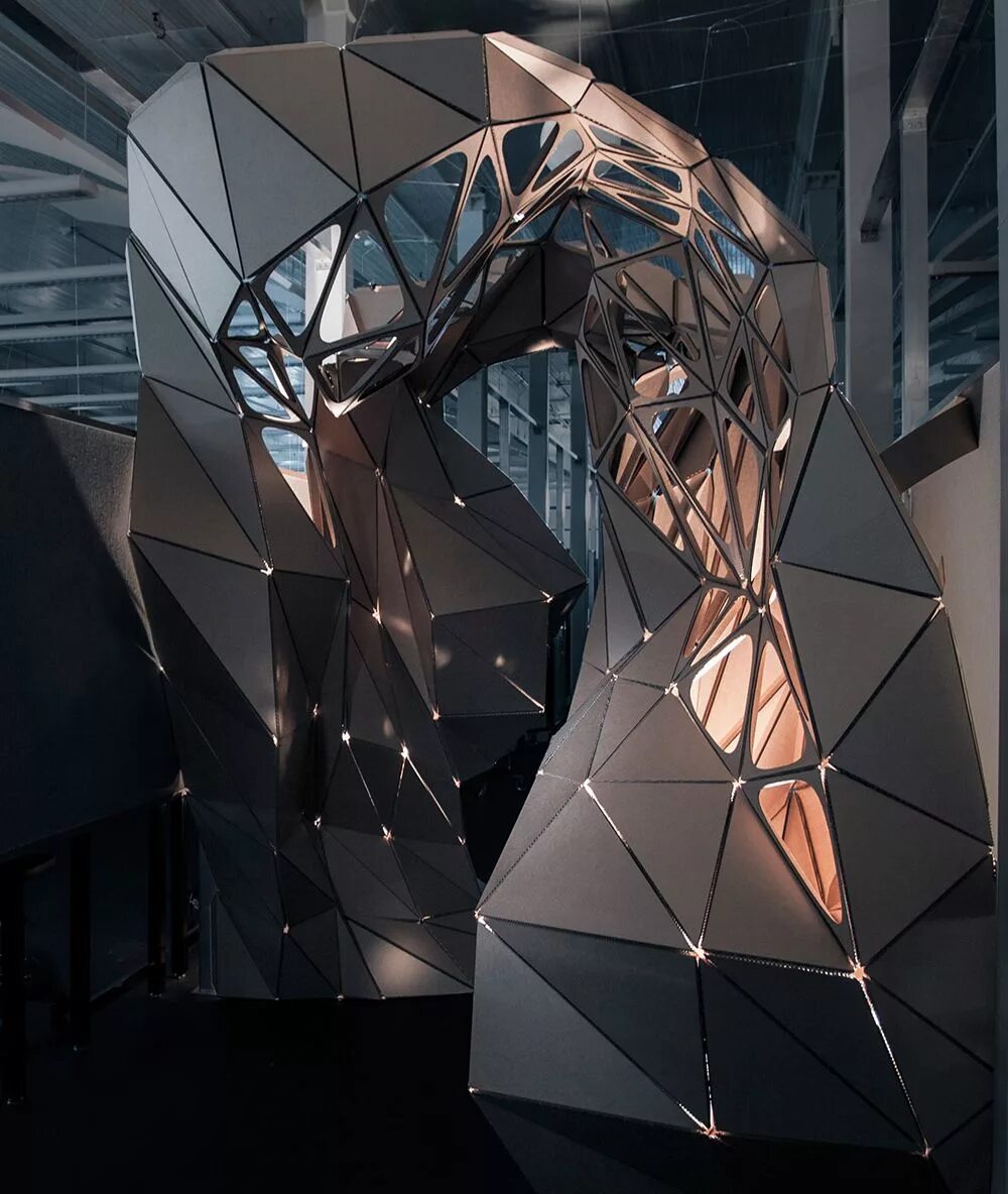 Инсталляция из карандашей. This installation. Профессионал обои. This installation. Инсталляция из зеркал.