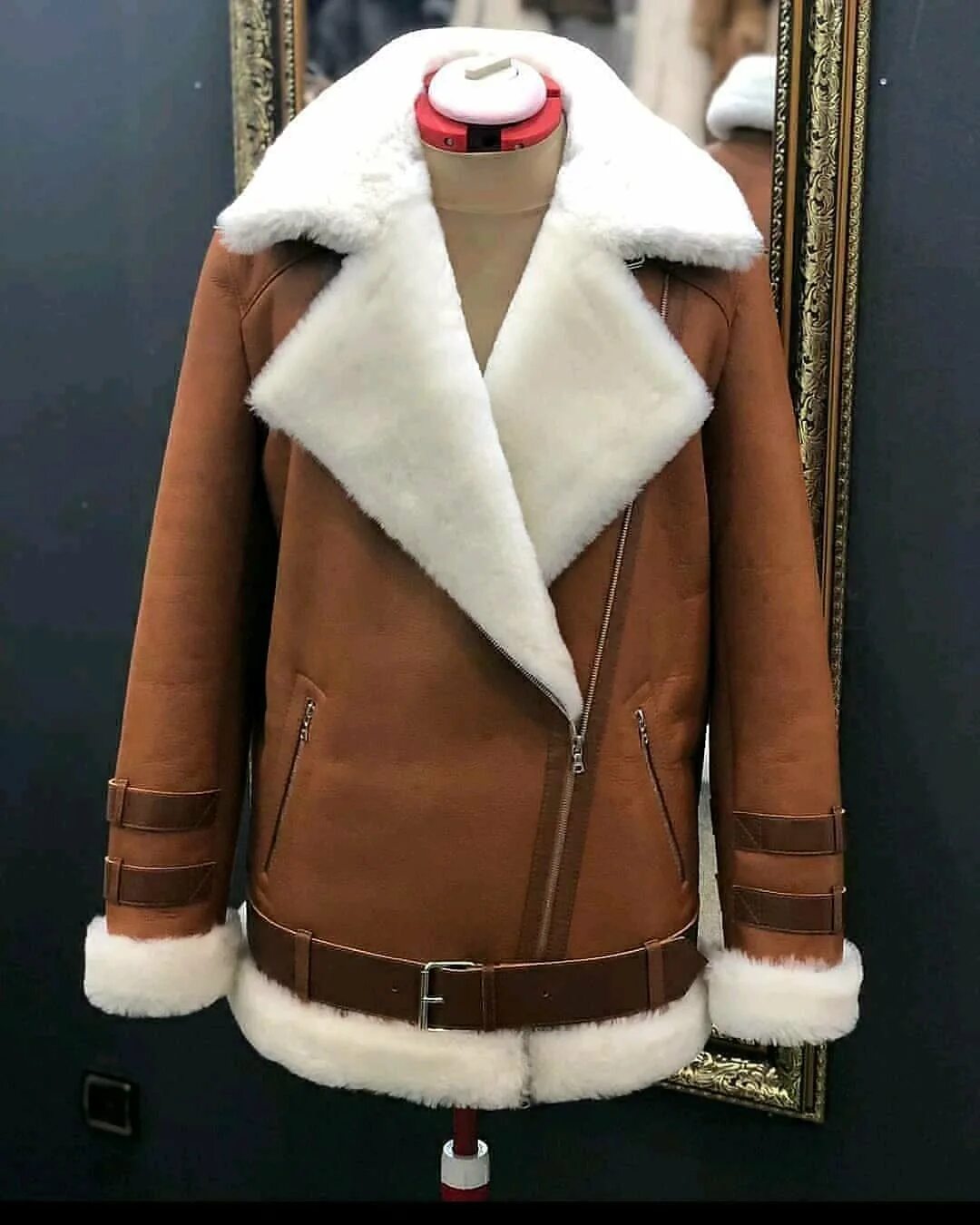 Дубленка авиатор женская. La reine blanche дубленка из овчины снежная королева. Дубленка авиатор снежная королева. New look дубленка авиатор. Дубленка авиатор спб.