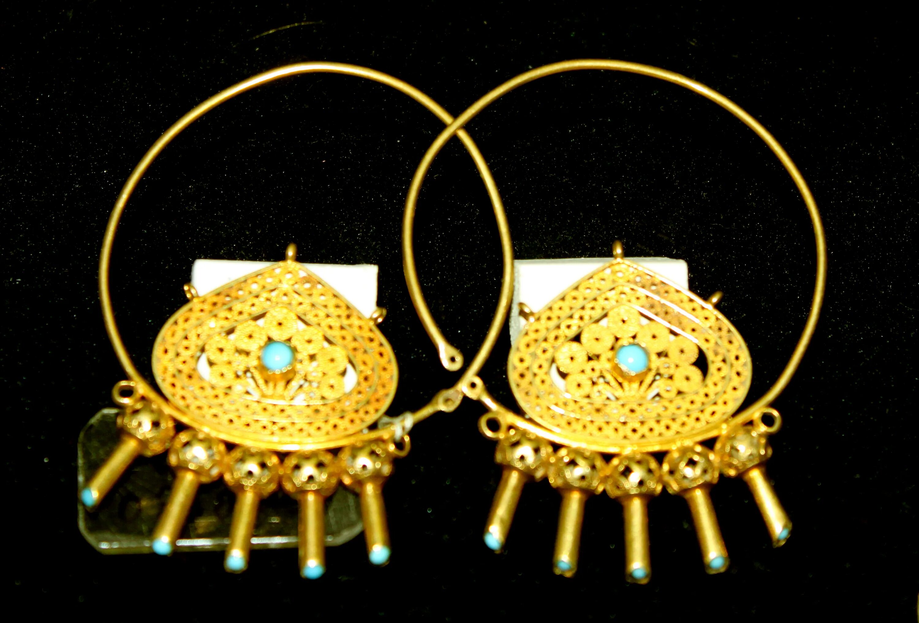 Roblox toys codes. Luxury good версию. Золото сырга. Мягкая мебель в стиле версаче. Roblox redeem toy code.