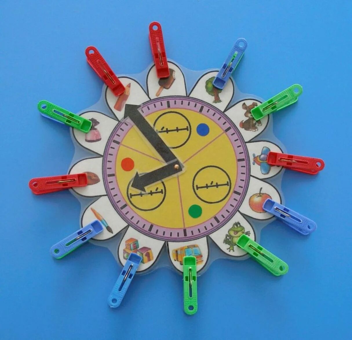 Часы для детского сада. Дидактические часы для детского сада. Часы детские обучающие. Дидактическое пособие часы.