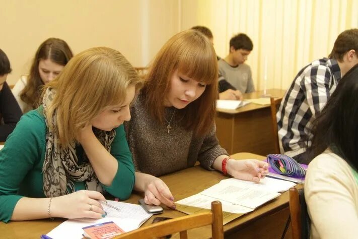 Кем работать после юридического колледжа