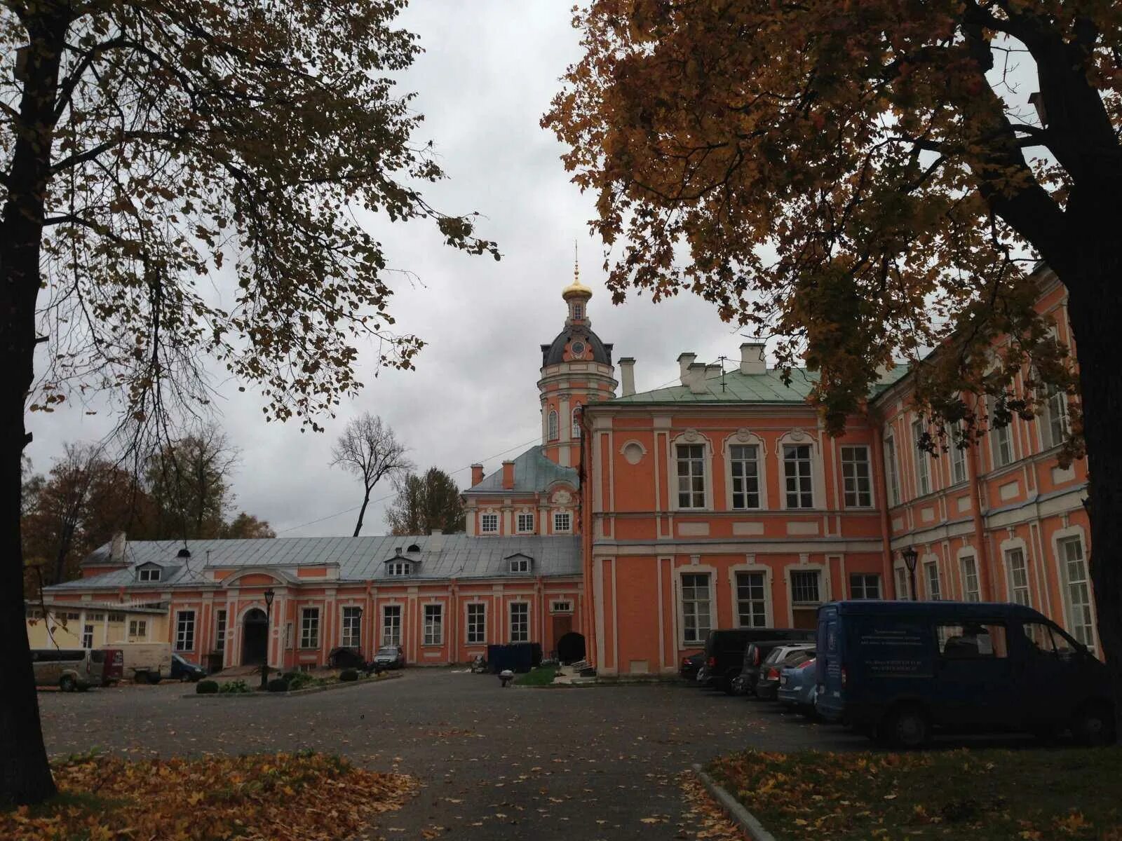Церковь святого князя феодора новгородского. Живая церковь. Церковь святого князя феодора новгородского. Набережная реки монастырки 1. Иконы александро невской лавры.