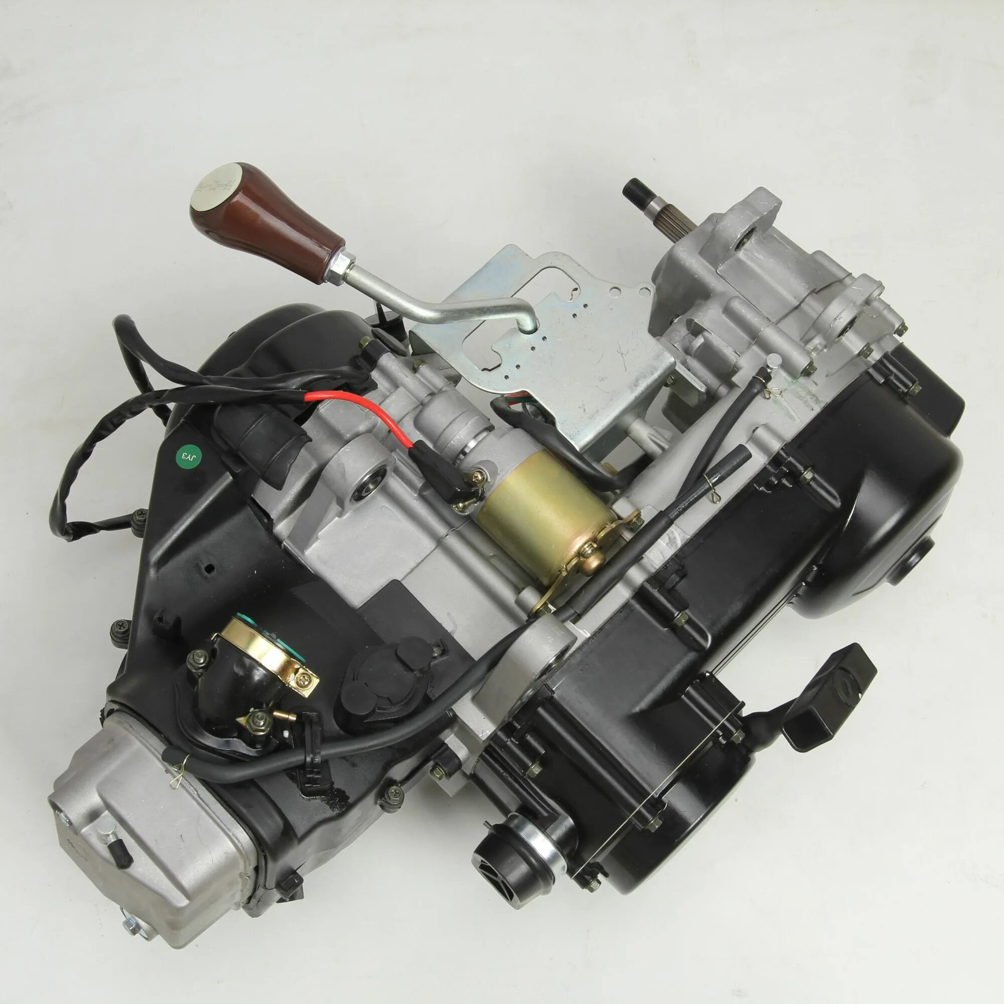 Двигатель с реверсом для квадроцикла. Двигатель см3 161qmk atv200hunter new. двигатель 161qmk 200см3 с реверсом. двигатель 200см3 161qmk-b2 для atv, вариатор + реверс. 161qmk с реверсом.