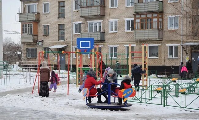 Погода в п светлом. Пос светлый Оренбургская область. П светлый Светлинский район. Поселок светлый Оренбургская область. Оренбургская обл. Светлинский район.п. светлый.