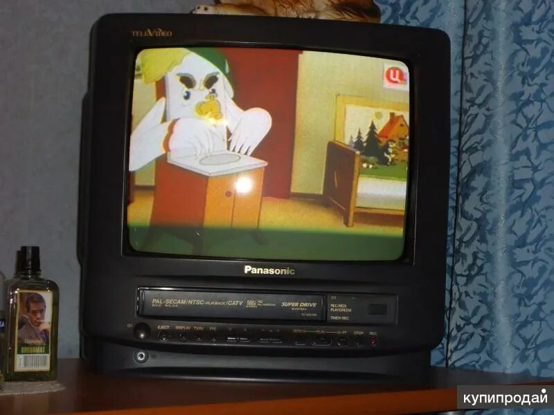 Видеодвойка Panasonic TC-14sv10s. Видеодвойка Панасоник 90х. Видеодвойка Panasonic VHS. Видеодвойка Панасоник 90х кассеты.